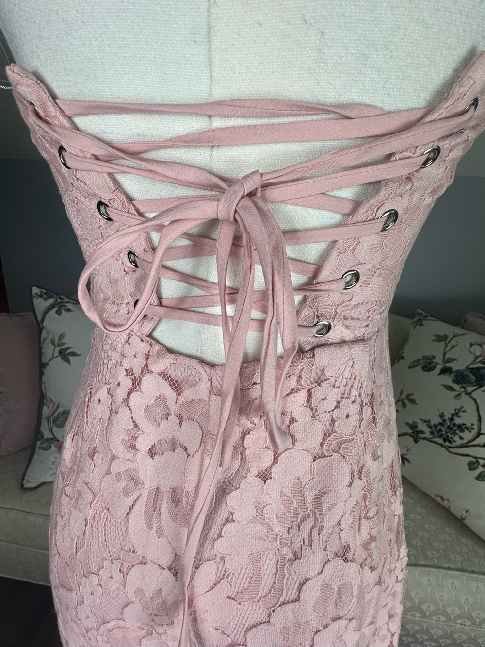 Blush Lace Corset Jumpsuit NWT Strapless Wide Leg Main Strip Size S - Picture 9 of 11